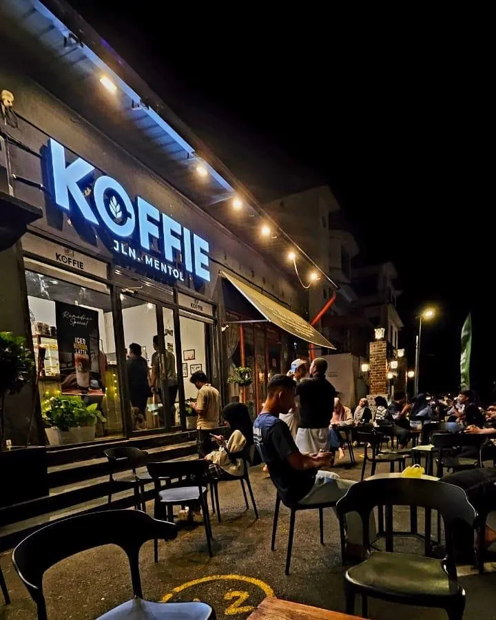 The shop at night